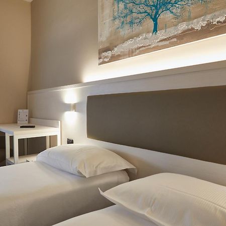 Hotel Concorde Camerano Kamer foto