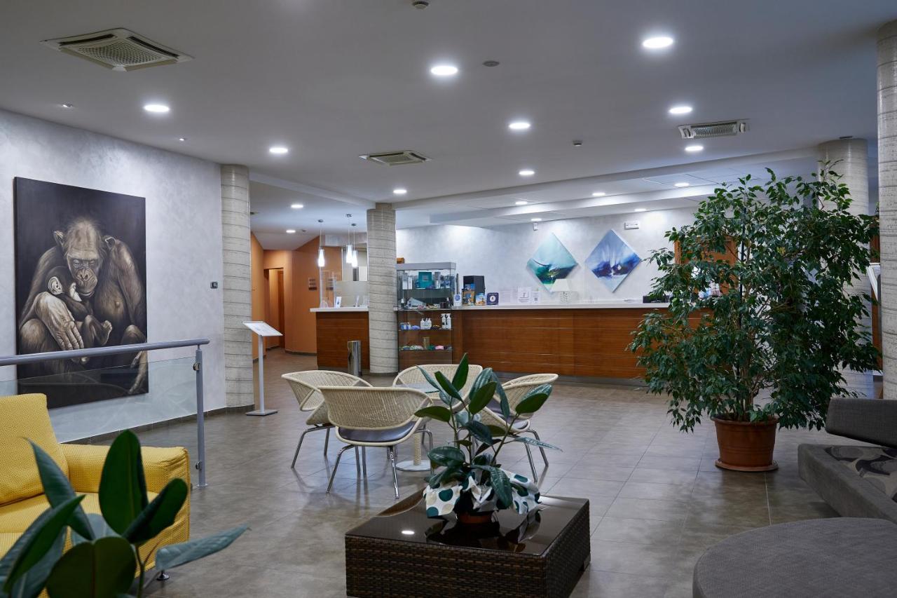 Hotel Concorde Camerano Buitenkant foto