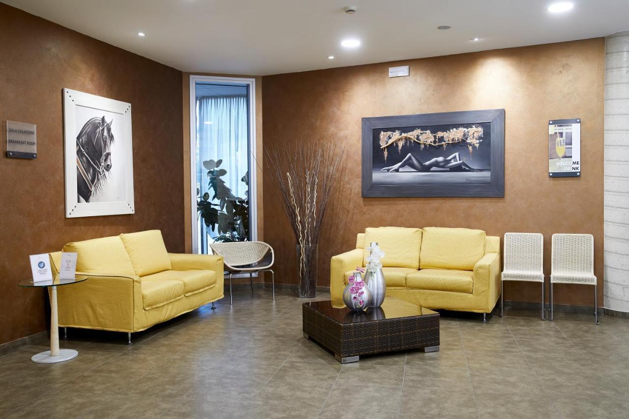 Hotel Concorde Camerano Buitenkant foto