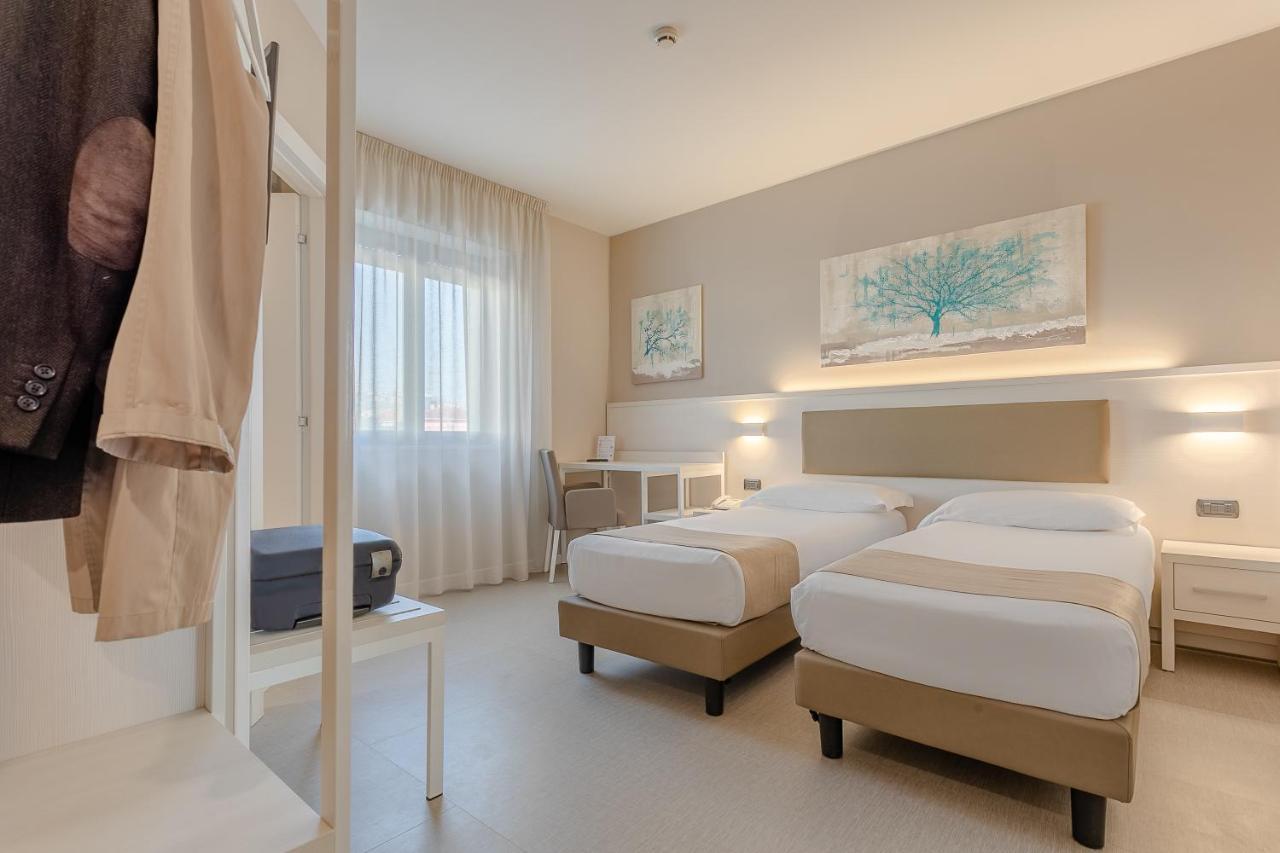 Hotel Concorde Camerano Kamer foto