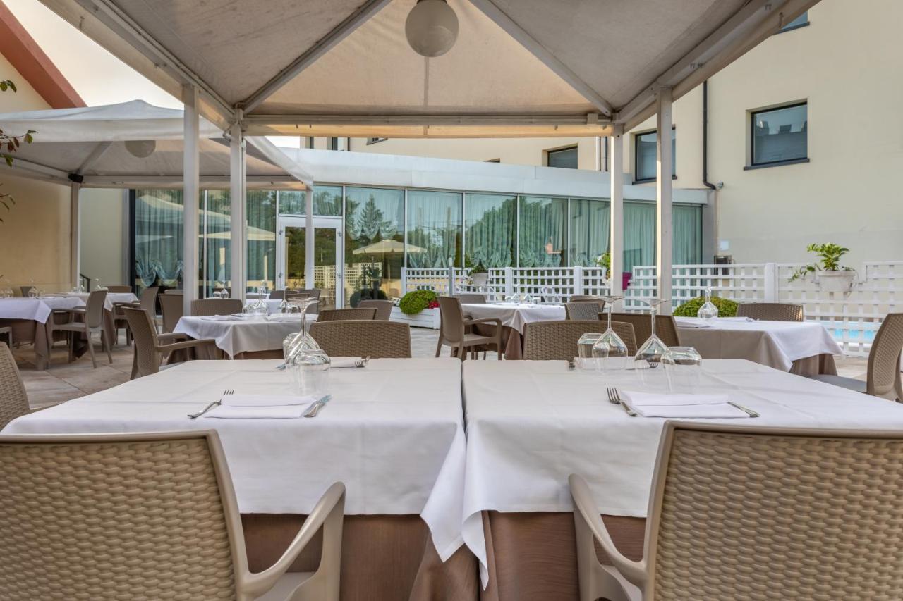 Hotel Concorde Camerano Buitenkant foto